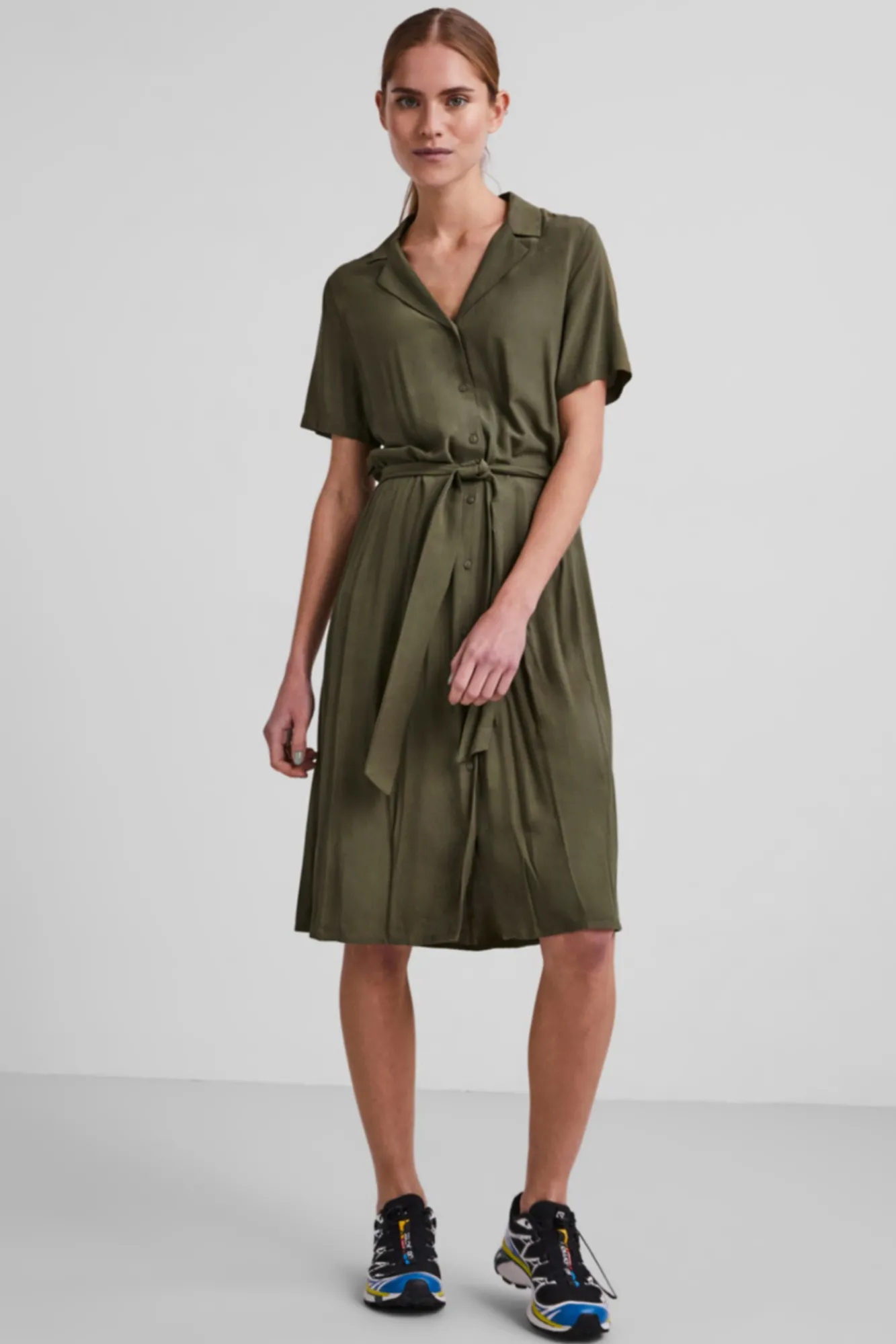Pieces Vestido Midi Camisero Verde Online