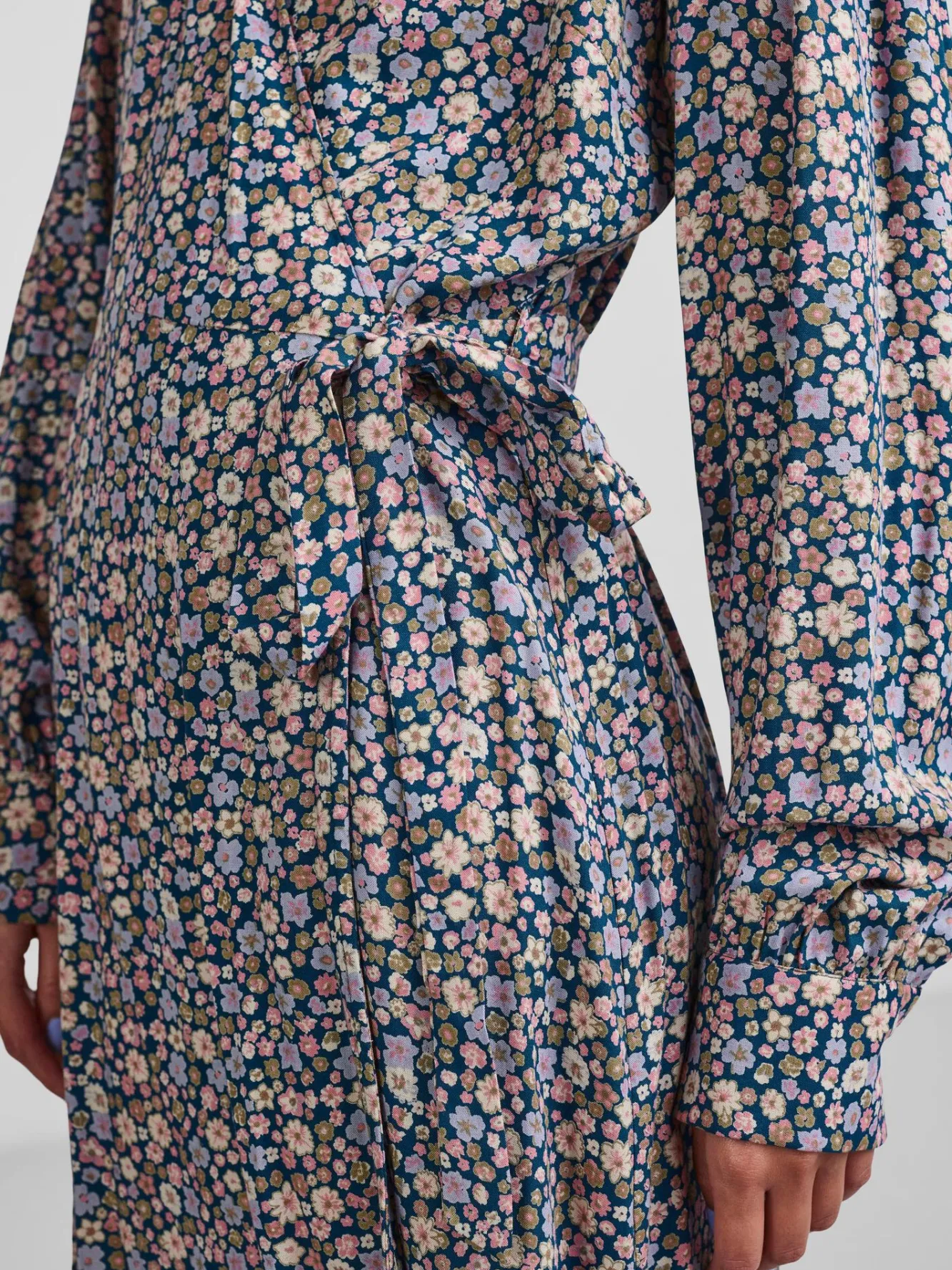 Pieces Vestido Mini Manga Larga Turquesa